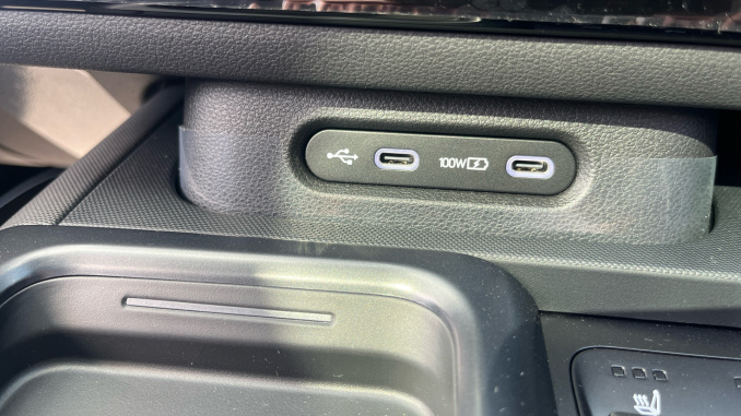 Hyundai Ioniq 6 N 478kW 84 kWh 4dr Auto [Vision Roof] Electric Saloon - Image 32